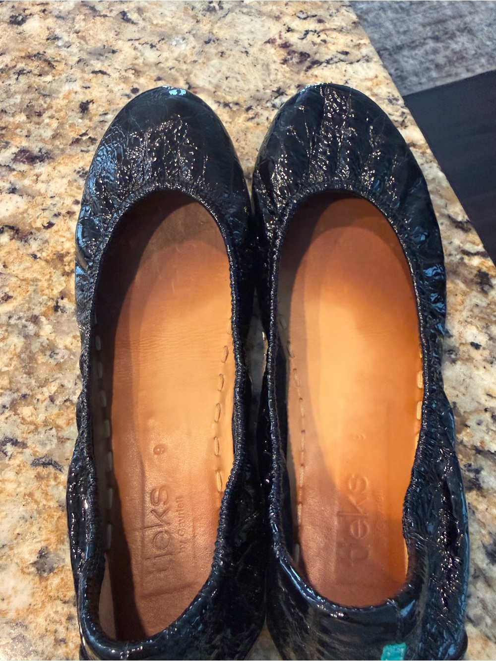 Tieks Obsidian Black Patent Leather Size 9 - Picture 5 of 5